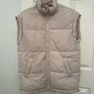 H&M Women’s Quilted Oversized Puffer Vest Like New, S